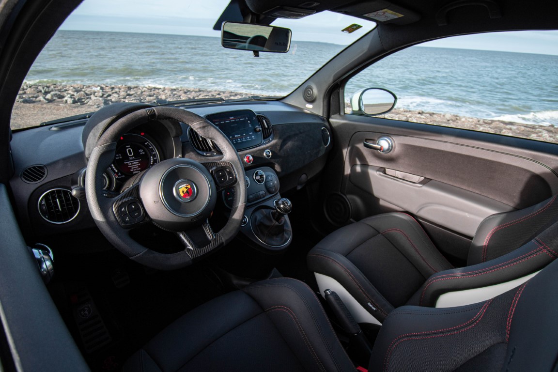 Abarth 695 Esseesse Colectors Edition (Manual)